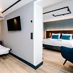 Amsterdam Hotel 3*