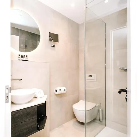 Amsterdam 3* زاندفورت