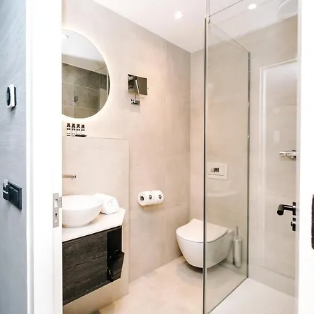 Amsterdam Hotel