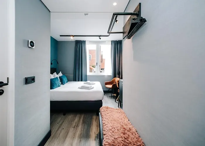 Amsterdam 3* זנדוורט