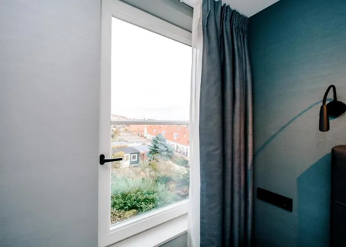 מלון Amsterdam 3*